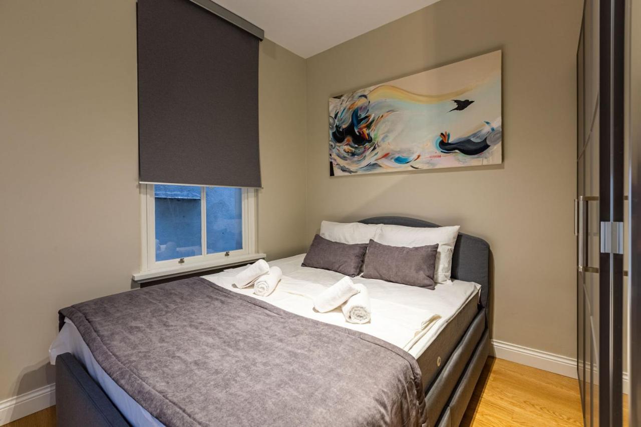 דירות איסטמבול Mesmerizing Flat With Bosphorus View In Beyoglu מראה חיצוני תמונה