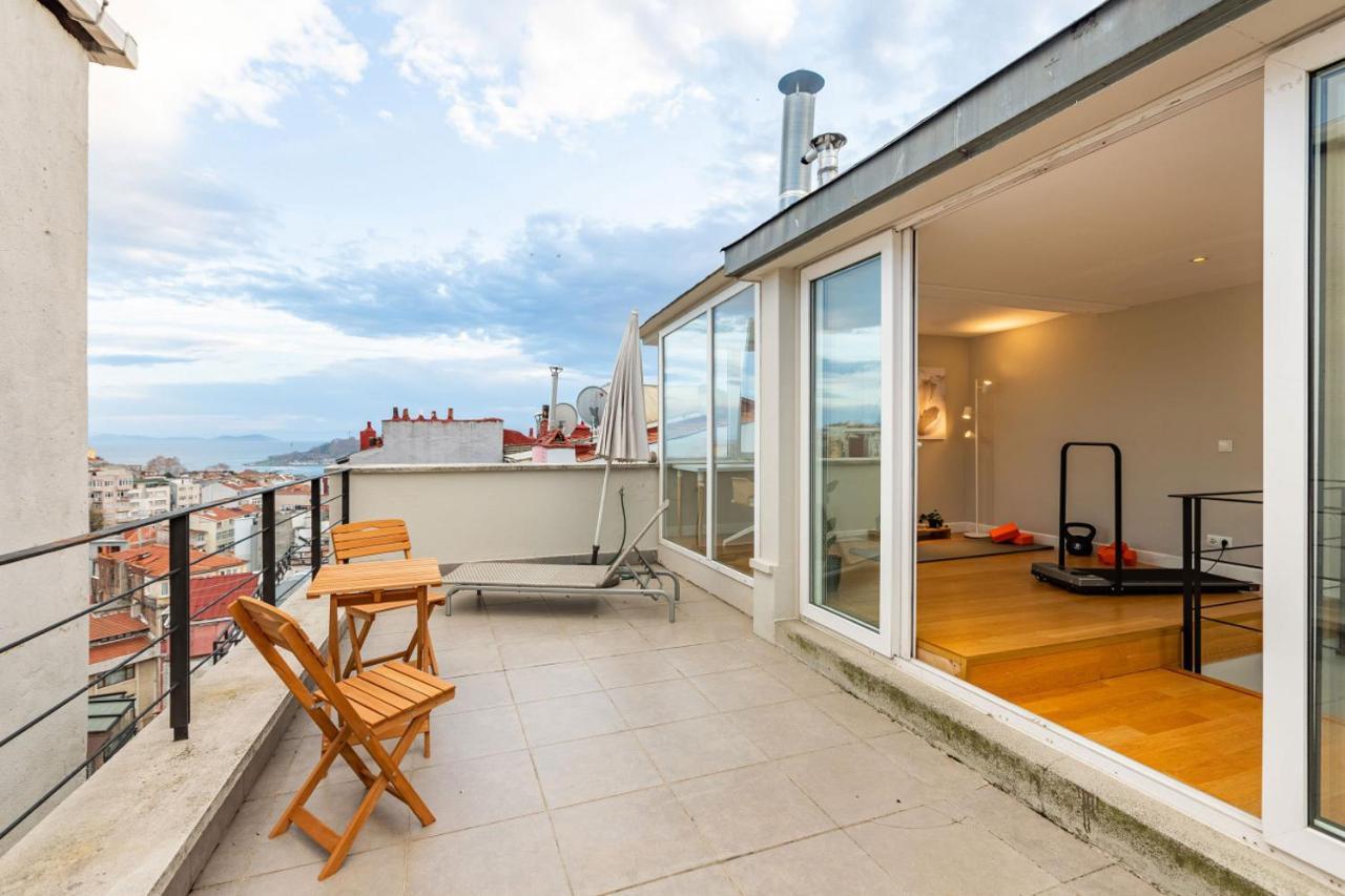 דירות איסטמבול Mesmerizing Flat With Bosphorus View In Beyoglu מראה חיצוני תמונה